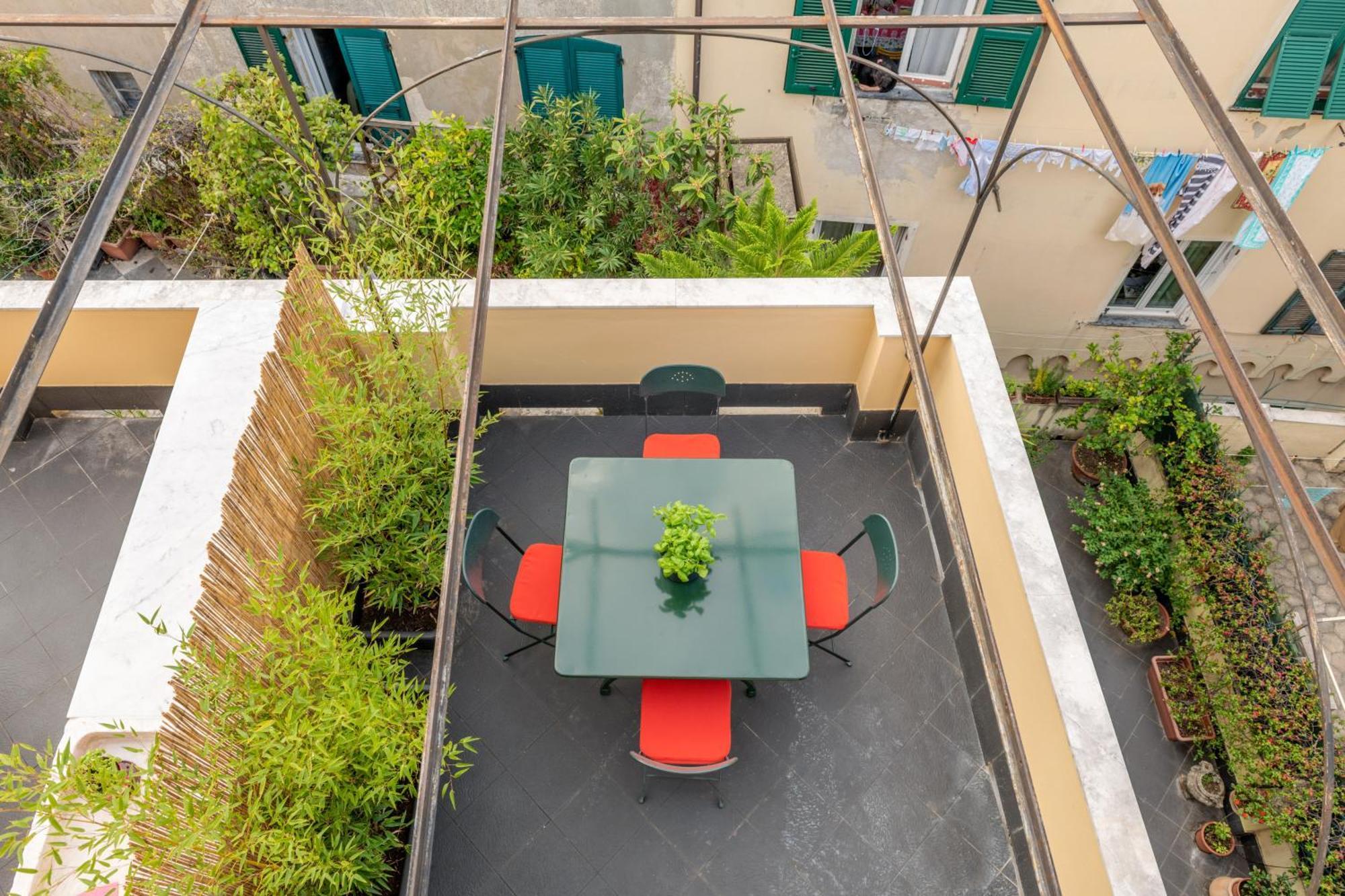 Cosy Apartment With Terrace Genoa Exterior photo